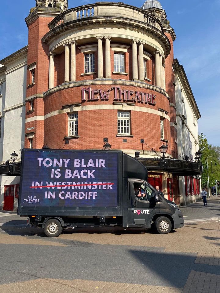 RouteMediaUK's tweet image. Route x New Theatre Cardiff.
Pleased to work with @New_Theatre on promoting the TONY! [The Tony Blair Rock Opera]🎶 

📸 @itsoncardiff 

#cardiff #digivan #wales #campaign