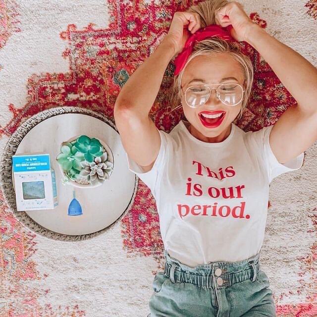 When your friends ask what your using to keep #periodproblems at bay 💁🏼‍♀️💫​​​​​​​​​​​​​​​​​​​​​​​​​​📸 @tannermmann 💜💜

#lunettecup #periodcup #periods #menstrualcup #zerowaste