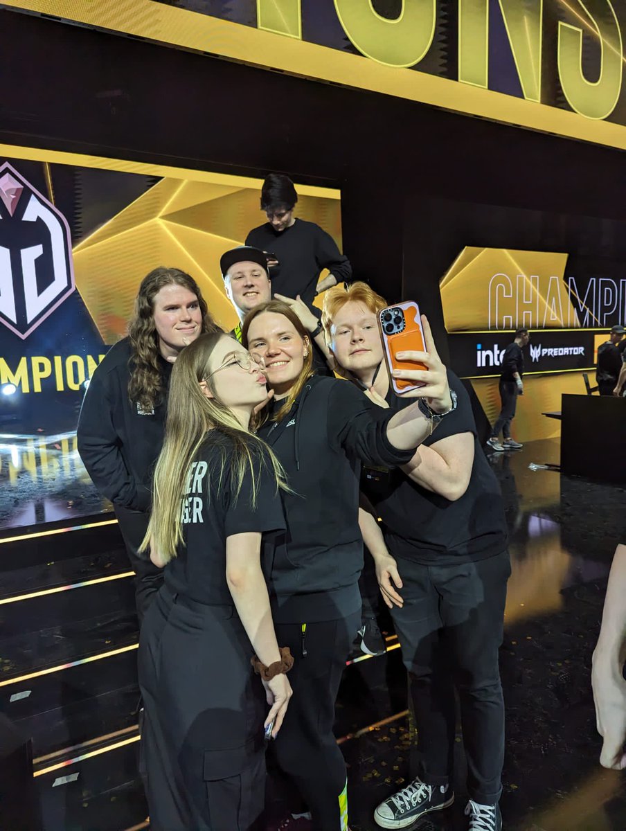 KaatieCharlotte's tweet photo. My first ever Dota major (I hope many more to come!)🥹 I can’t even put into words how thankful I am for this experience, every single person involved in this event made it beyond special. Berlin you will have my heart forever 🤍
#ESLOne https://t.co/BzlvSZr84l