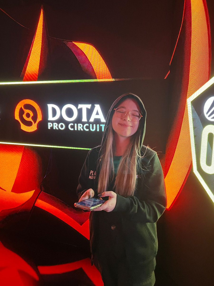 KaatieCharlotte's tweet photo. My first ever Dota major (I hope many more to come!)🥹 I can’t even put into words how thankful I am for this experience, every single person involved in this event made it beyond special. Berlin you will have my heart forever 🤍
#ESLOne https://t.co/BzlvSZr84l