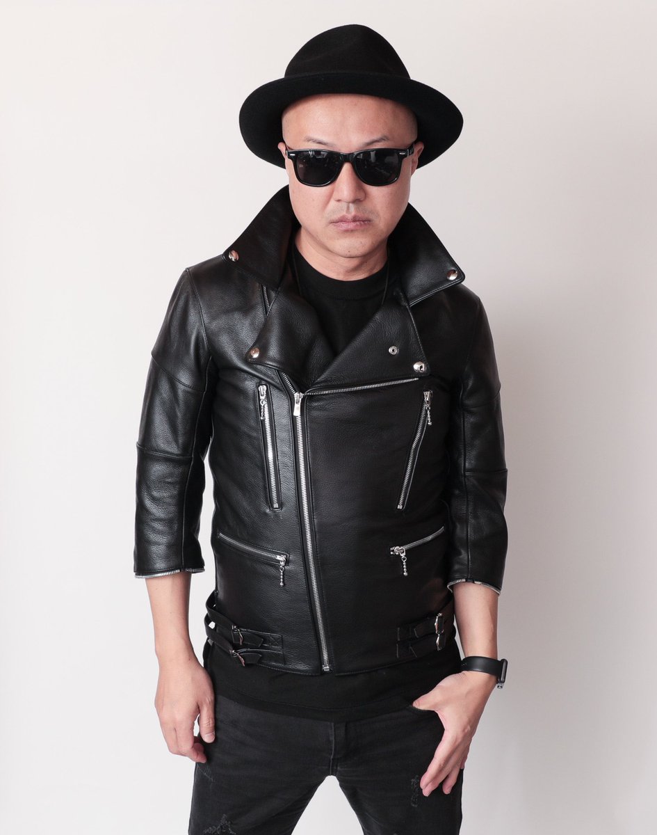 tears_of_swan's tweet photo. TEARS OF SWAN-ZIP RIDERS JACKETになります!!
西武池袋店頭、official webshopにてオーダー受付中ですので宜しくお願い致します😊💻🏬

https://t.co/XOc9YAn7we
(5月下旬発送開始)

@tears_of_swan 
#tearsofswan 
#ridersjacket 
#leatherjacket 
#zipjacket
#10thanniversary 
#archiveitem https://t.co/HxOsNP6QDR