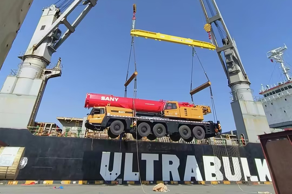 TheWWPCNetwork's tweet photo. Mining mill equipment and crane moved from China to Africa
https://t.co/0qrOZruTnv https://t.co/8EMJ4nYCQy