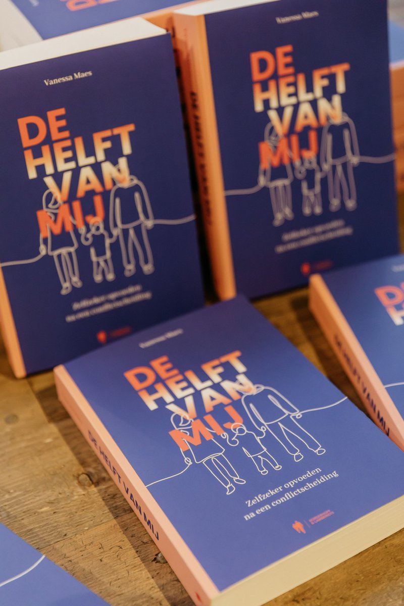 Maes76Maes's tweet photo. Durf te vragen. Wie kan me helpen mijn boek “De helft van mij” nog meer tot bij de doelgroep te brengen, nl gescheiden ouders en hun familie/netwerk? Verkoop loopt goed onder hulpverleners maar kan altijd beter 😉. Wie oh wie heeft een groot twitter bereik? https://t.co/7iY2qIdKpZ