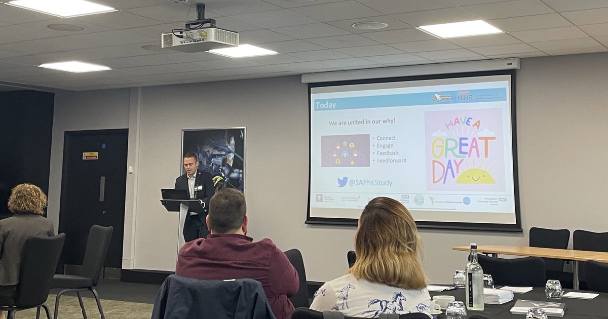 Laura Rad tweet media