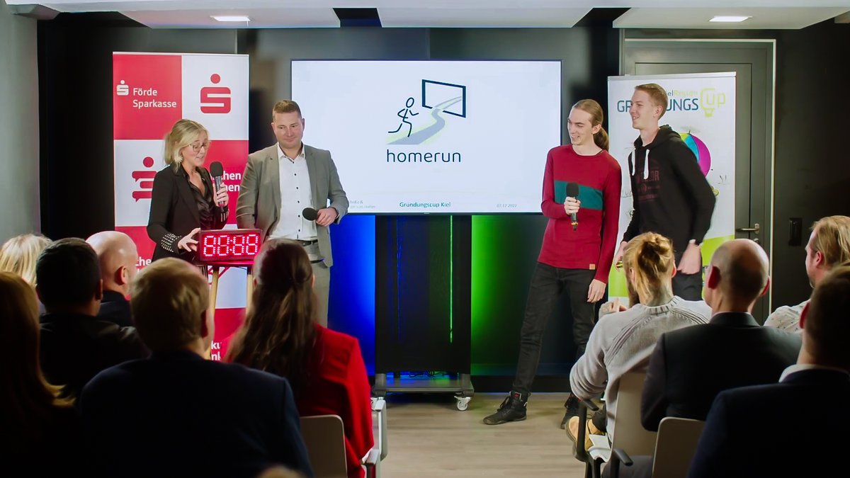 homerun_active's tweet photo. Im September 2022 haben wir uns für den Ideenpreis des Gründungscups Kielregion mit unserer Idee homerun _active beworben. Nach der zweiten Pitchrunde im Dezember wurden wir nach dem Finale mit dem Ideenpreis ausgezeichnet.
Photo-©: 
GründungsCup Kiel und
https://t.co/AMbGziZEJj https://t.co/6twzLqykQM