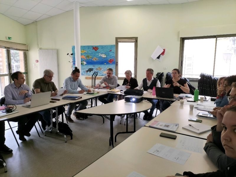 PPerigordNoir's tweet photo. ❓Le développement local, concrètement c'est quoi?
➡️Identifier les besoins du territoire
➡️Définir une stratégie
➡️Soutenir les acteurs qui s'y engagent
C'est ce cadre que le Comité de pilotage ACP a sélectionné des dossiers d'entreprises à accompagner dans leur transformation. https://t.co/zoLugPRH5R