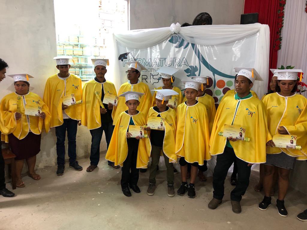 FabioHLima1's tweet photo. Louvamos a Deus pela formatura de uma das Classes Crescendo em Cristo em Manacapuru/AM. Cada novo discípulo, um novo mordomo fiel! 
#ameavoltadosenhor 
#unob 
#aceam 
#mordomiacrista https://t.co/ofjwjTs6nK