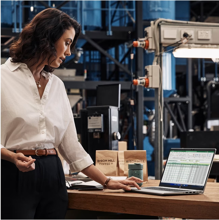BISTGroup's tweet photo. Looking for a laptop that can handle your busiest days? The HP ProBook 440 14” G9 has got you covered. With its powerful performance and long battery life, you can stay productive all day long >>> https://t.co/NjRqHWYQXU https://t.co/fHev6JI5a1