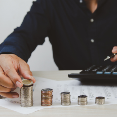 CCLDN's tweet photo. How to Manage Finances as a Freelance Writer https://t.co/ymRIwgIMbt https://t.co/QfSts7IeAY