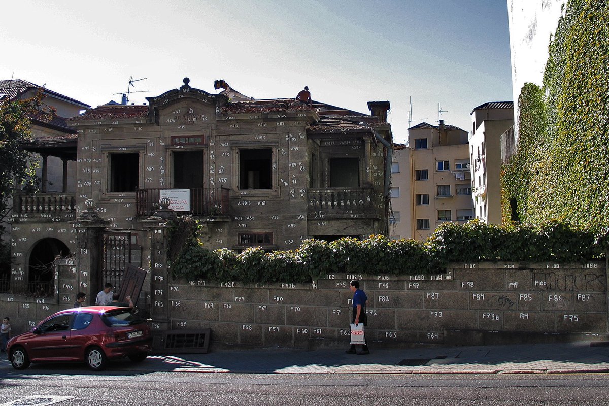 AlbertoSxenick's tweet photo. #Vigo #TomasAlonso #Agarimo
#ArchivoSxenick 
Septiembre 2004 https://t.co/DgWc8sEKeu