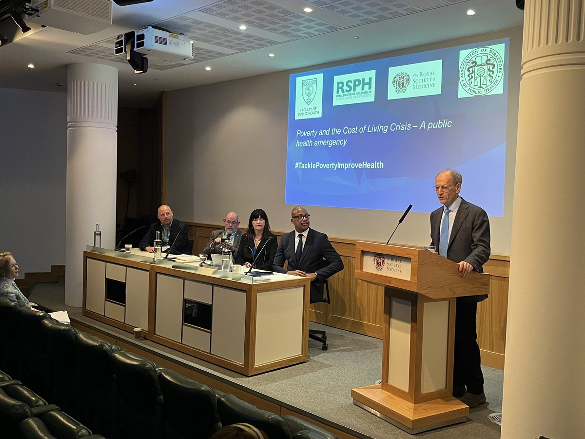 FPH's tweet photo. Speaking first at FPH’s #TacklePovertyImproveHealth conference with @R_S_P_H, @ADPHUK and @RoySocMed is @MichaelMarmot.  

“The poor are becoming poorer.” 

Deprived communities are the most in need, whilst receiving the least support - we need urgent action to protect health. https://t.co/anbjPucZbQ