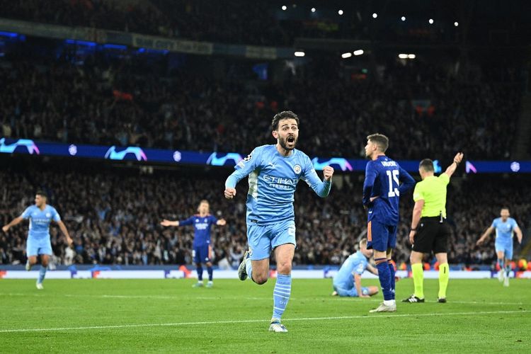 theMadridZone's tweet photo. 🚨💣 During last year's #UCL semi-finals, Bernardo Silva told a Real Madrid player: "Tell Florentino to sign me, tell him I want to play here", that player then informed Florentino Perez, who was NOT interested. @Carpio_Marca #rmalive https://t.co/ZIRCpXWbsX