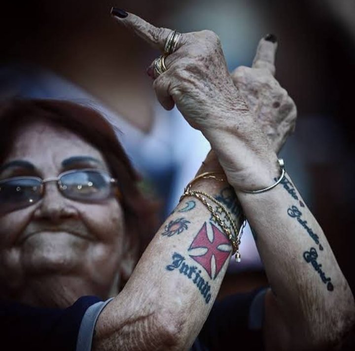 NewsAlmirantee's tweet photo. Nunca vão entender esse amor! ❤️ https://t.co/CdZMGxSIu6