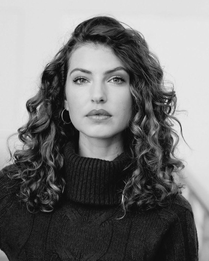 expressmagza's tweet photo. #DamSeries has phenomenal cinematic cinematography, great writing and storytelling and a great ensemble cast that deliver excellent performances. Stand our performance are that of #leavivier,  #pallancedlala, #natashaloring and #faniswayisa
#expressmagZA #expressTV https://t.co/9GBjsZUPqz
