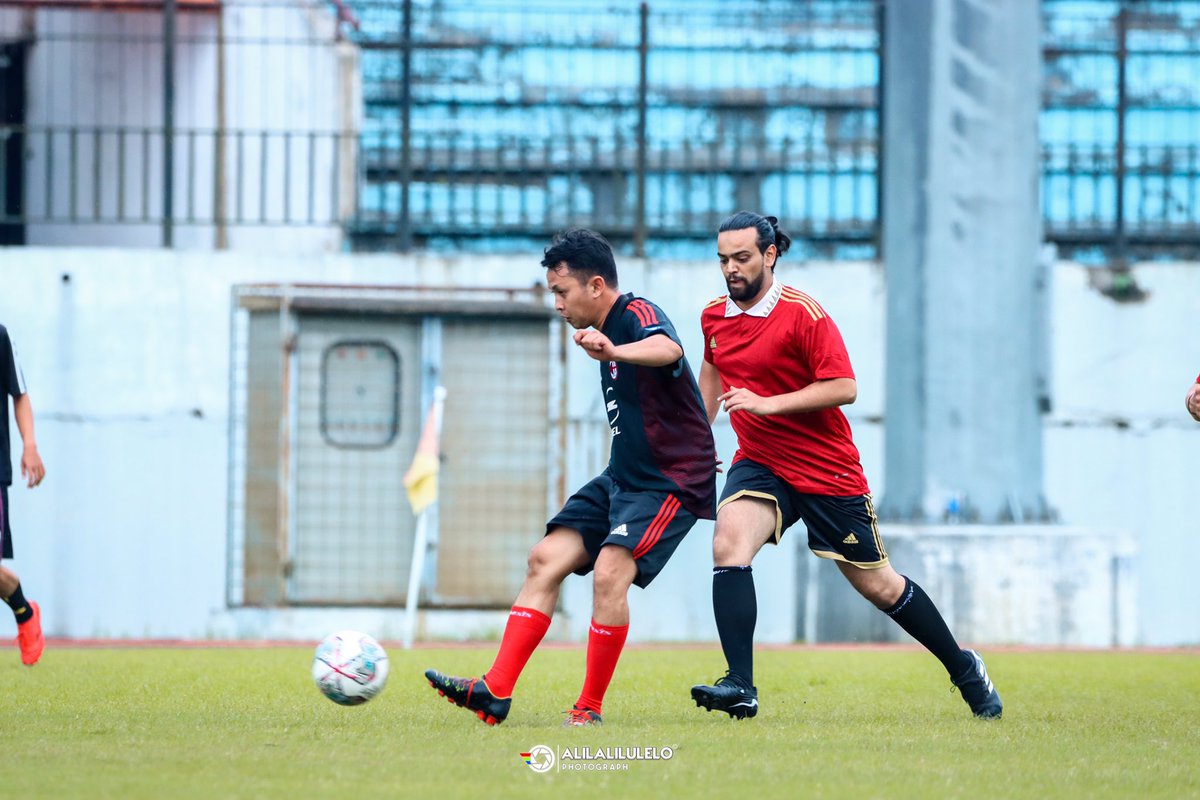 yahyabaisa's tweet photo. Ngelawak di Magelang, 
Terimakasi buat @mugiharsoyo yang uda bikin ane semangat main bola lagi pasca operasi acl 4tahun yang lalu https://t.co/2JG89Ho0va