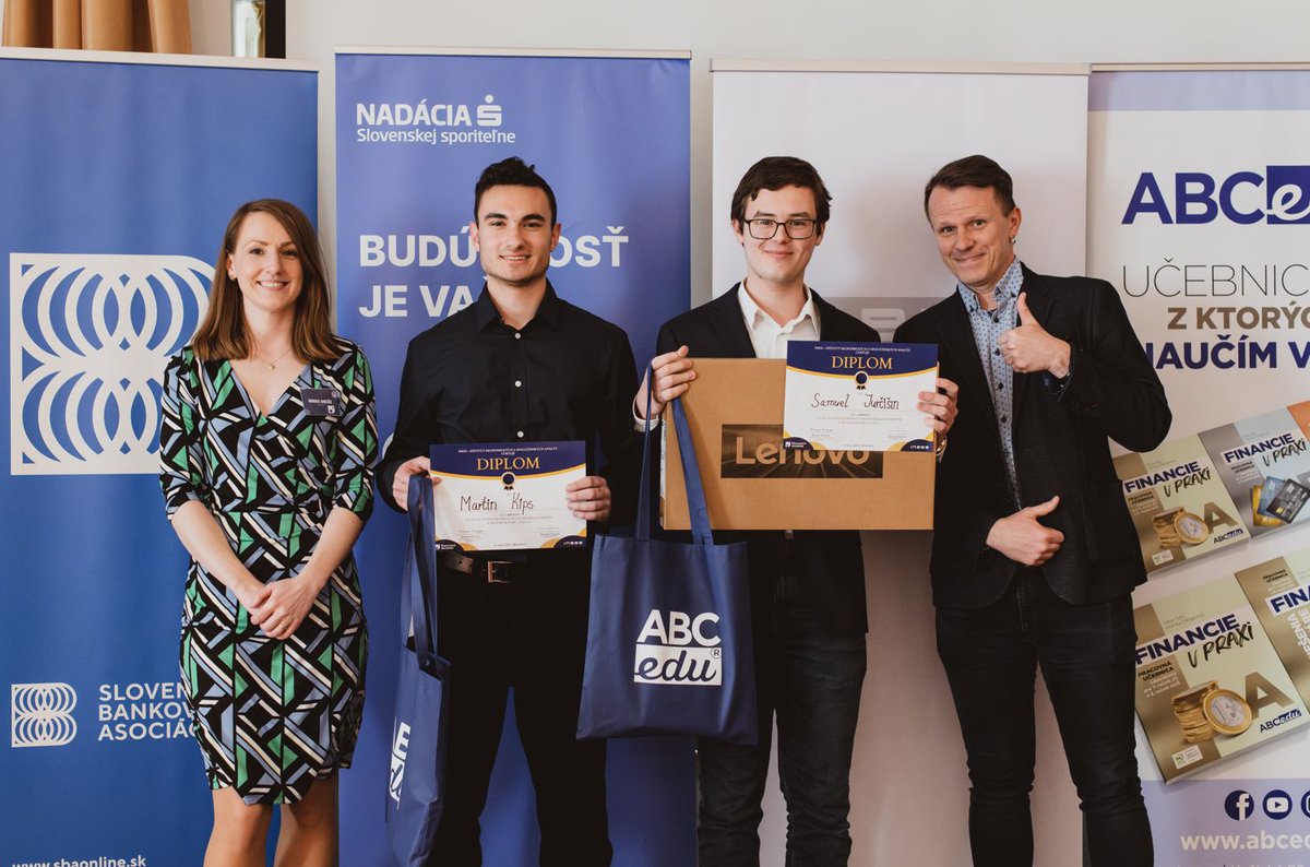 MonikaBudzak's tweet photo. #Ekonomickaolympiada zreje ako víno a mňa to baví každým rokom viac. 
Viac tu: https://t.co/kz2fISrOKL
#iness #eo https://t.co/pmBdDTITdg
