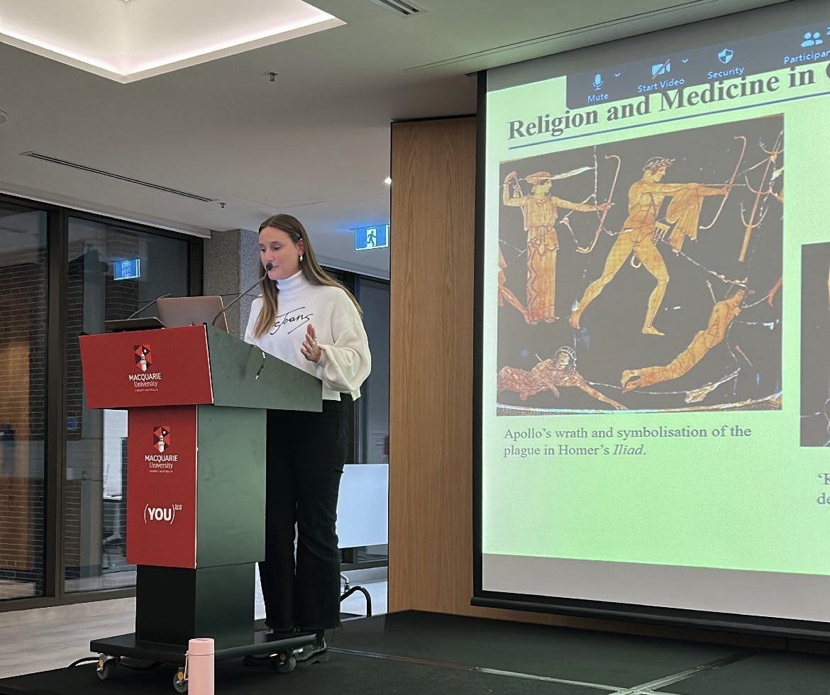 amandabiewojcik's tweet photo. Got to present today at ASMU x MAHA Mini Conference! 

Many thanks to everyone who showed up and watched me go on and on about ancient Egypt! 🫶 https://t.co/wODSfQEuYp