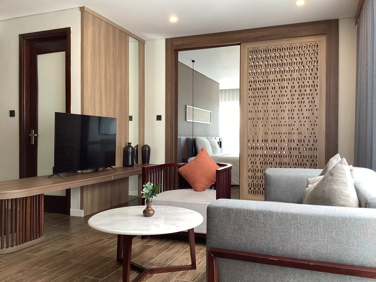 SonagaPQVN's tweet image. Experience luxury and paradise at Sonaga Beach Resort &amp;amp; Villa Phu Quoc. Enjoy spacious rooms, private villas with stunning views, world-class dining, and top-notch amenities for your ultimate vacation or event. Book now!
#SonagaBeachResort #VillaPhuQuoc #UltimateVacation #BookNow