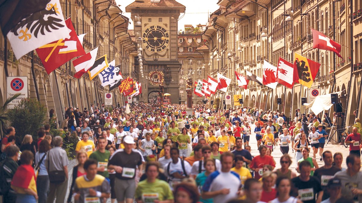 _IBWD's tweet photo. As a spectator or runner, don't miss the most beautiful 10 miles in the world this Saturday - the 𝗕𝗲𝗿𝗻 𝗚𝗿𝗮𝗻𝗱 𝗣𝗿𝗶𝘅🏆🏃 Good luck🍀 to the team of European embassies💪#Running4Europe #gpbern
https://t.co/iQRZQJCTEh https://t.co/3SSbSwcby9