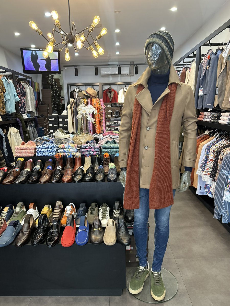 ScudMark's tweet photo. Winter is fast approaching @menzclub  🧥 🥶 🧣 #dressedbymenzclub #menswear #mensfashion #menstyle #shopping #winter #turtleneck #fashion #menzclub #dapper #style #chino #shoes #coats  #jeans  #sneakers #blazer #knitwear #atpco #p448 #pearlykings #ferracini #noexcess #florentino https://t.co/envlt1FZjD