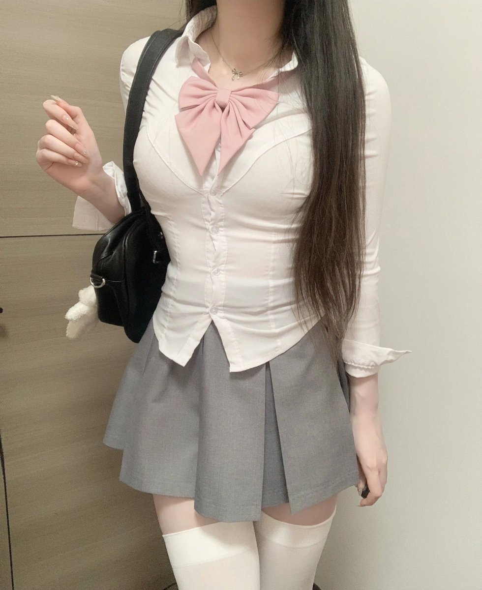 学姐来咯～ https://t.co/Y0ZfcVm3pi