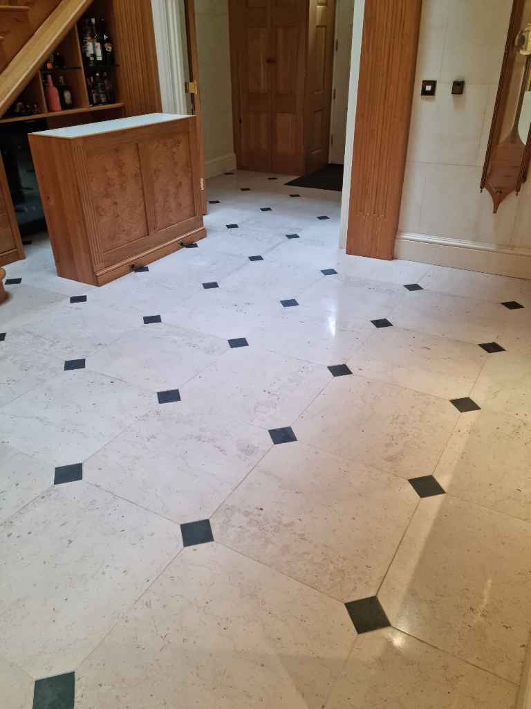 athenastonecare's tweet photo. Limestone will always be our favourite stone.
#limestone #restoration #naturalstone #interiordesign #surfacedesign #surfacethinking #homerenovation #renovationproject #luxurylifestlye #primeproperty #propertydevelopment #architecture #architecturephotos #newbuild https://t.co/6yZsygi35Q