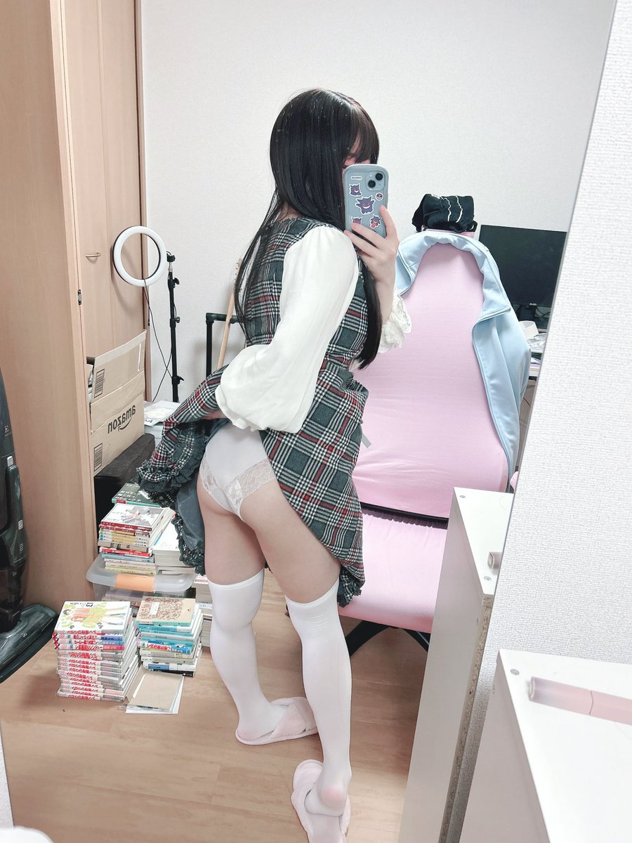 にとさまさんのエロ画像、2023年05月09日19時25分41秒に投稿