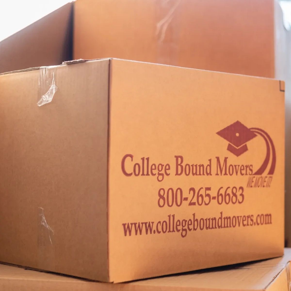 CollegeBoundMov's tweet photo. We'll make moving into your new home a breeze. For a stress-free move, give the #CollegeBoundMovers a call! https://t.co/etIarn6G5c