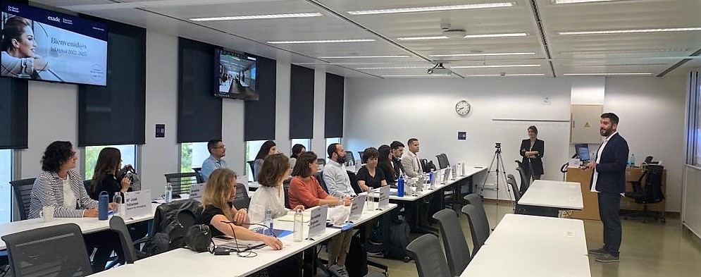 EsadeExecEd's tweet photo. 👋Damos la bienvenida a los nuevos participantes del #InDigitalProgram! Este programa de #EsadeExec ofrece soluciones reales para adaptarse al cambiante entorno tecnológico del marketing digital y transformar tu ecosistema digital con una visión estratégica y global. #EsadeFamily https://t.co/UAFtWZ1oU3