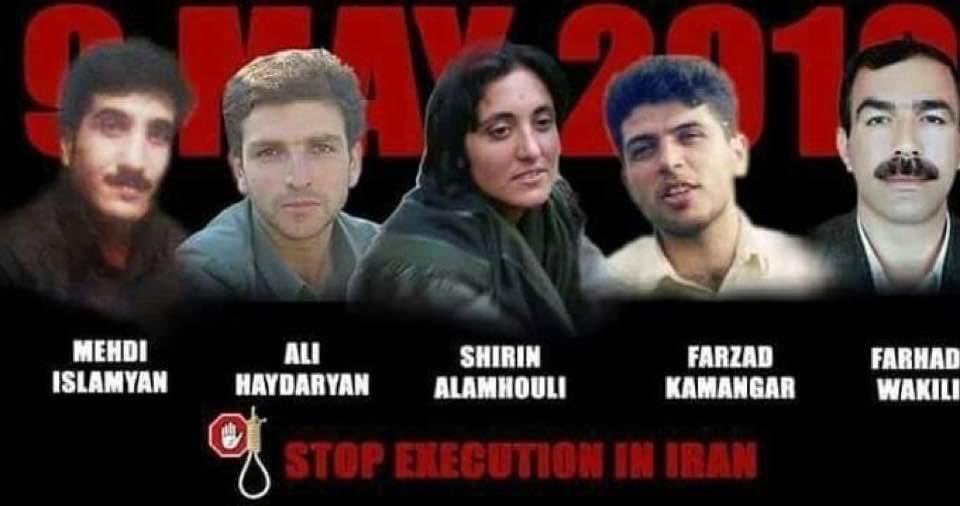 سیزده سال پیش در چنین روزی #فرزاد_کمانگر، معلم و فعال حقوق بشر به همراه چهار زندانی سیاسی دیگر به نام‌های #علی_حیدریان، #شیرین_علم_هولی، #فرهاد_وکیلی و #مهدی_اسلامیان، #اعدام شدند.
پس از گذشت سیزده سال از اعدام این فعالان همچنان از  محل دفن آنان اطلاعی به دست نیامده است.