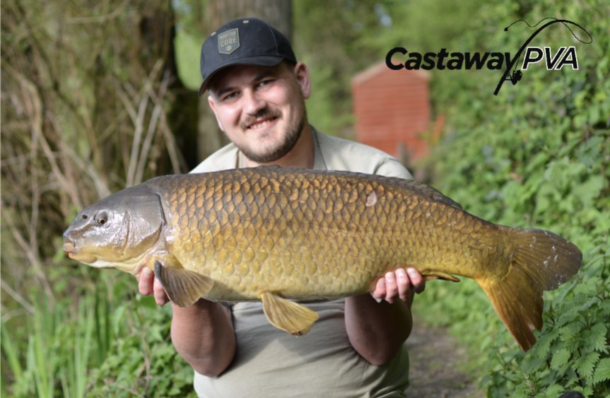 Matt Eade plugging away steadily as always...
"A 22lb 14oz common to open my account on my new ticket for the year.
PVA foam ensuring my hook stays proud of any detritus."
castaway-pva.co.uk
#castawaypva #britishpva #carp #carpfishing #carpangling #carplife