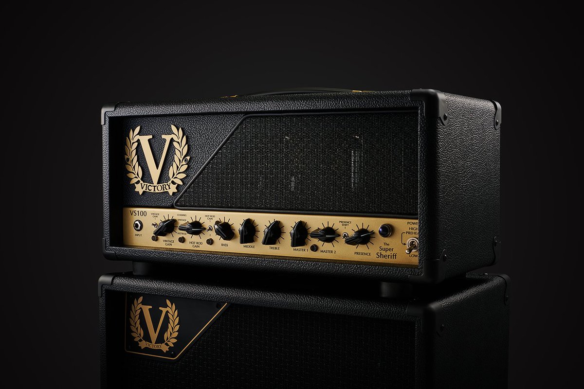 VictoryAmps's tweet photo. The Super Sheriff is 100 watts of classic British rock, it comes in our traditional sized deluxe head sleeve and also a wide body version, which will sit perfectly on full 4x12 stack!
https://t.co/zSVkBLjggg
#victoryamps #ukbuilt #sheriff #supersheriff #deluxe #amplifier https://t.co/ufJ78o7nI6