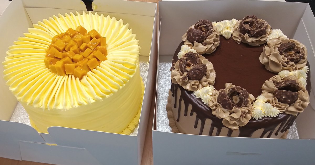 Lovely start to our morning-2 grateful #Eastbourne clients visited Reception to thank our amazing #CitizensAdvice team.  1st client brought in 2 lovely cakes after a successful #UniversalCredit appeal.  2nd donated £10 after we helped with a #consumer complaint.  Well done team!