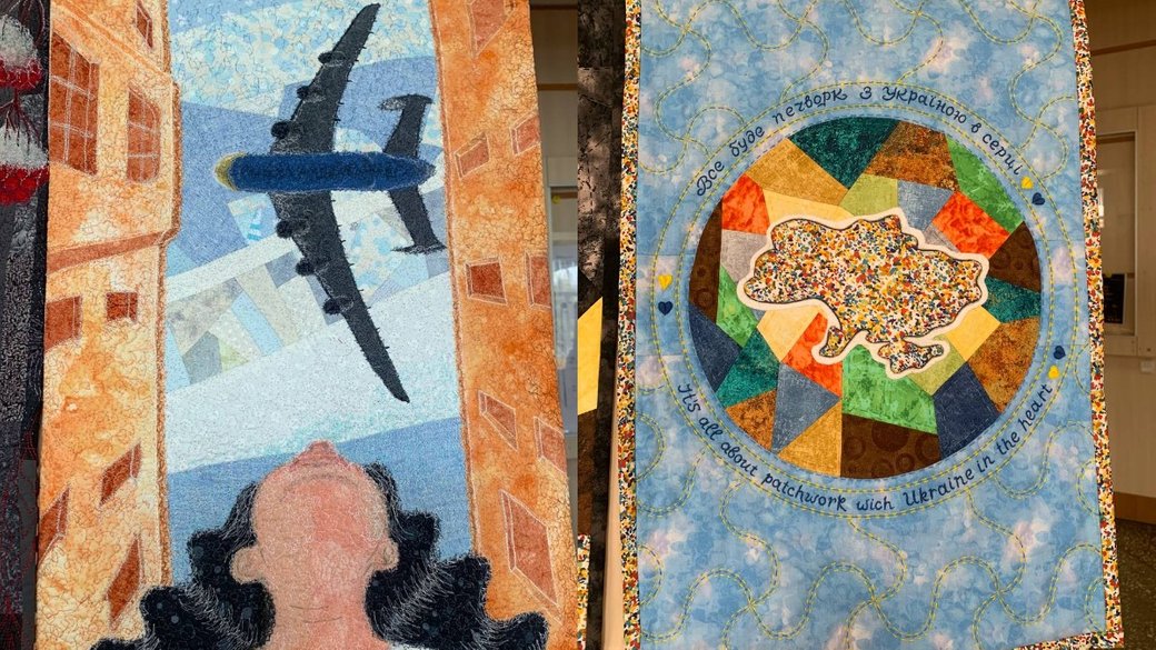 RubrykaEng's tweet image. 🪡In April,#Kropyvnytskyi hosted an exhibition entitled "Past. War. Future" featuring patchwork artworks from 12 Ukrainian artists.
In total, 29 artworks were displayed.

Lovely😍

Photos by Suspilne Kropyvnytskyi