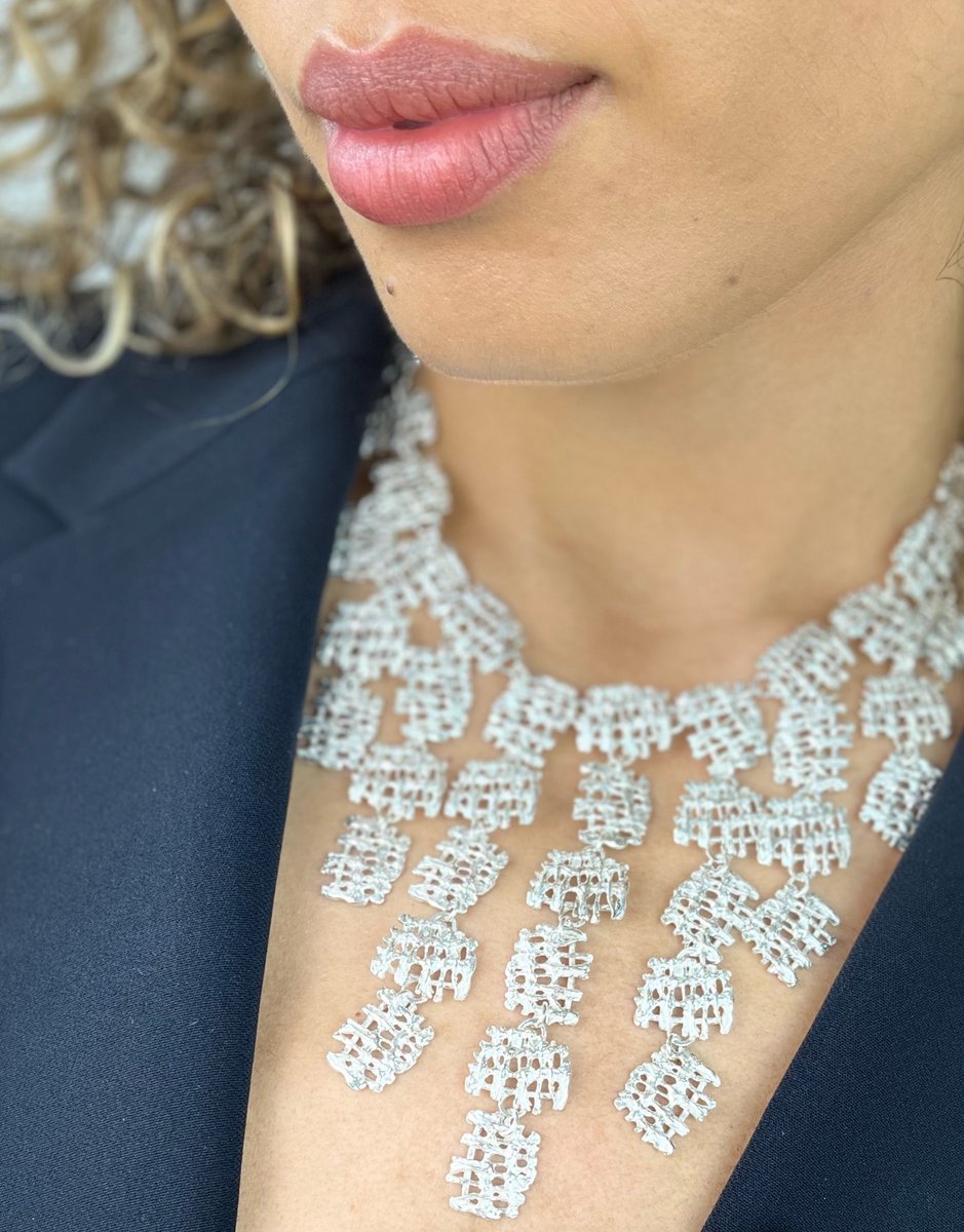 kuka_me's tweet photo. FRAGMENTS Urban Framework Angles Necklace https://t.co/KHktoVx8Vv