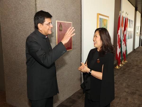 India and #Canada are getting closer to signing an early-stage #TradeAgreement, a move that’s part of a larger Canadian strategy to diversify its #PacificTrade and supply chains away from China.
#IndiaShines