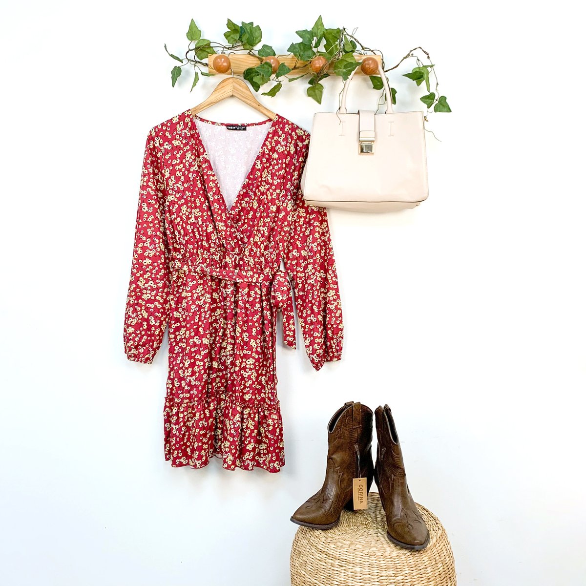 ¿Has hecho ya el cambio de armario? Si estás en ello y no sabes qué hacer con esa ropa que ya no usas... ¡dale una segunda vida! ♻ Véndela en #Micolet, tan solo tendrás que pedir tu recogida y nos ocuparemos de todo lo demás 👉 micolet.com/vender-ropa

#segundamano