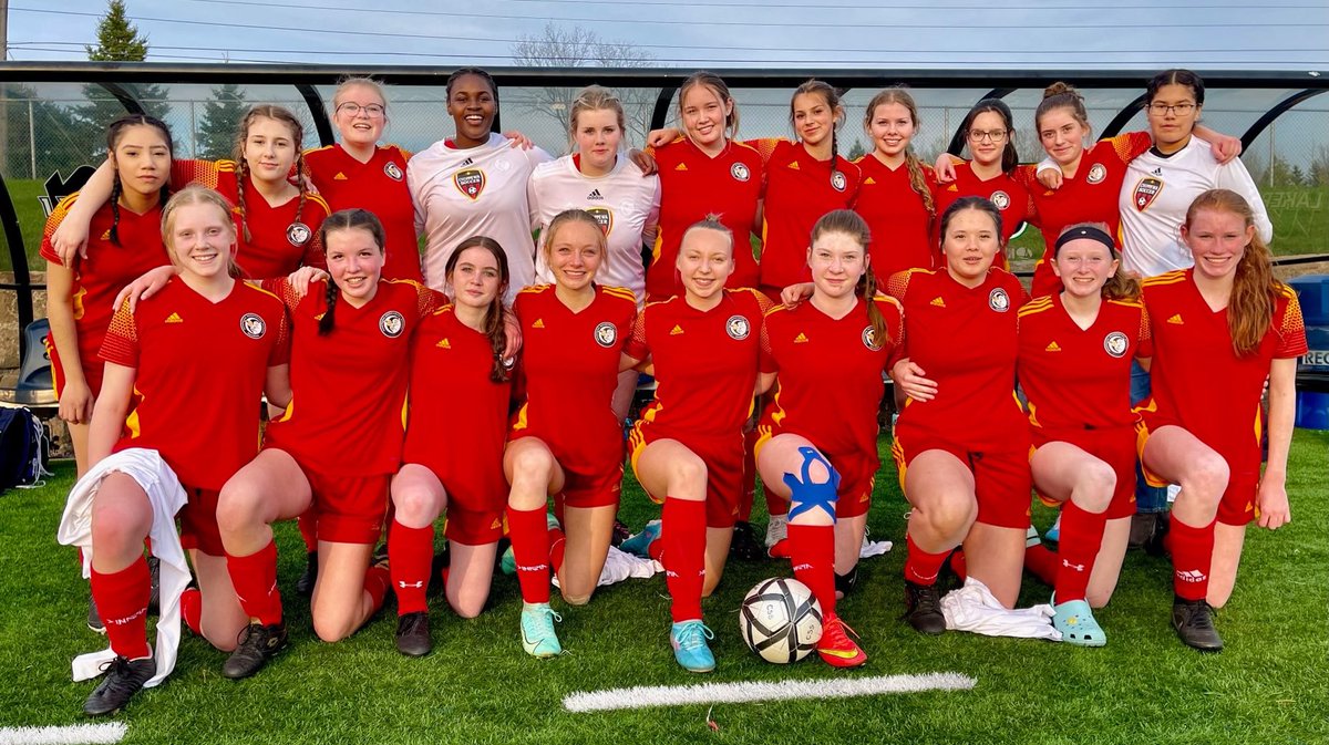 Congratulations to the Varsity Girls’ Soccer team for earning their first win of the NDA season! The girls took on the Franco Cite Patriotes and won a hard fought affair 3 to 1. Grade 10 star athlete Annabelle Jackson scored all three goals for Chippewa. #Chippewaismyhome