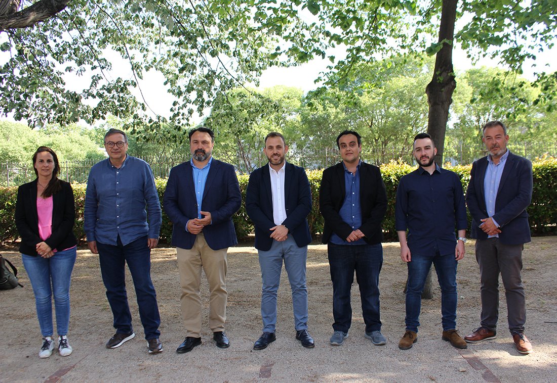 <a href="/CerdanyolaE/">Cerdanyola Empresarial</a> organitza un debat electoral amb els candidats a l'alcaldia de #Cerdanyola del <a href="/PSCcerdanyola/">PSC Cerdanyola / ❤</a>, <a href="/ERCerdanyola/">ERC Cerdanyola</a>, <a href="/CsCerdanyola/">Cs Cerdanyola</a>, <a href="/CDVGuanyem/">Guanyem Cerdanyola</a>, <a href="/EnComuCdV/">Cerdanyola En Comú</a>, <a href="/JuntsxCDV/">Junts per Cerdanyola</a> i <a href="/PCerdanyola/">PP_Cerdanyola</a>. 
bit.ly/41iDHbx