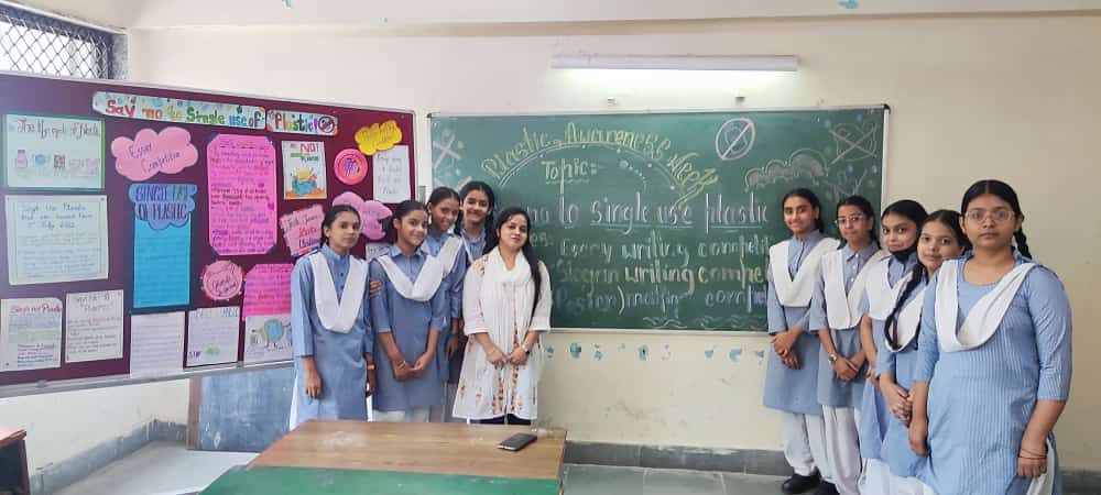 panamabuilding's tweet photo. Saying NO to single use plastic... Developing a sense of sustainable living in our students @panamabuilding under the confident leadership of our worthy HOS Ma'am @ItsPoonamMeena. Efforts of Ms.Rushi are really commendable amongst all. https://t.co/sCmfGm3j3F