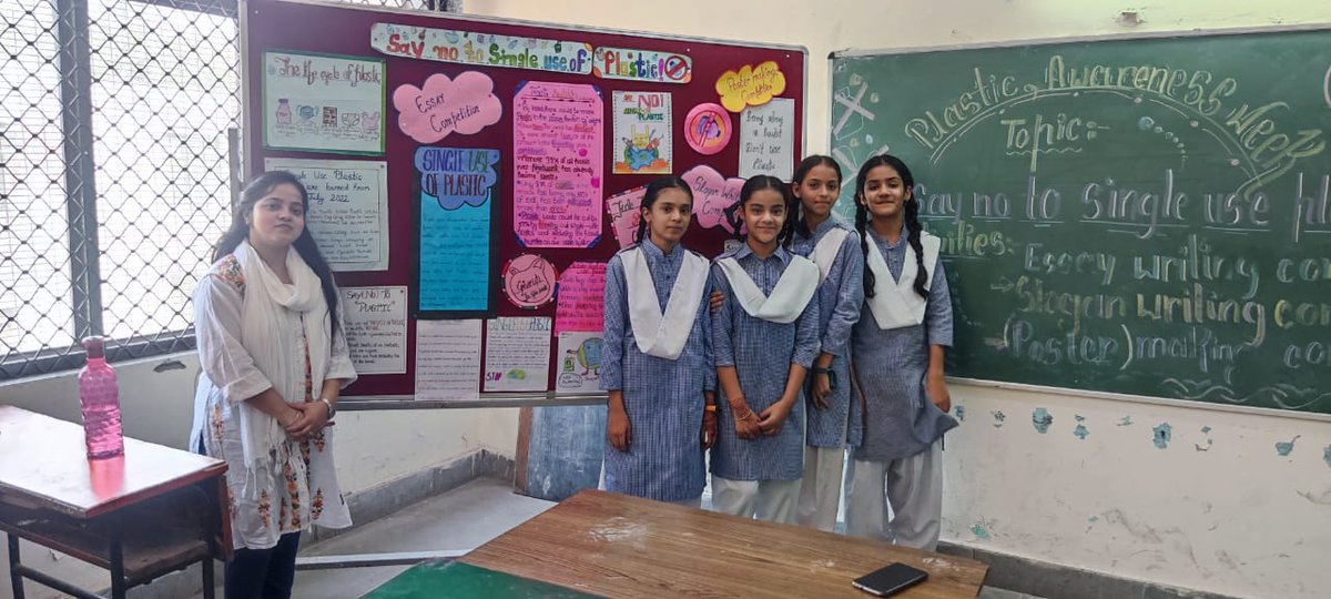 panamabuilding's tweet photo. Saying NO to single use plastic... Developing a sense of sustainable living in our students @panamabuilding under the confident leadership of our worthy HOS Ma'am @ItsPoonamMeena. Efforts of Ms.Rushi are really commendable amongst all. https://t.co/sCmfGm3j3F