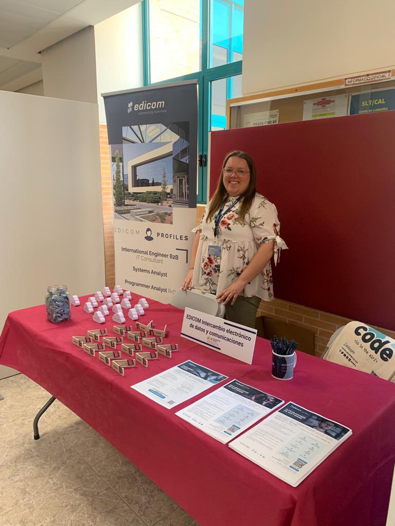 edicomgroup_HR's tweet photo. ¡Hoy estamos en La Fira d’Empreses de la @ESTCE_UJI! 🙌🏼
📍@UJIuniversitat
Un año más buscando #TopTechTalent universitario. 👀
¿Te unes a #EDICOM?➡️ https://t.co/ntwxbn6pFD https://t.co/LtpQKiPPud