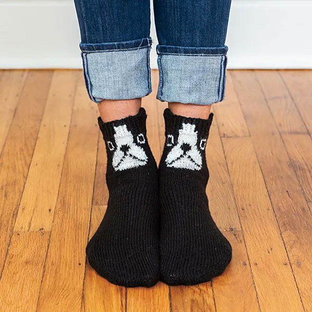 knithacker's tweet photo. Add a Little Spunk To Your Life, Knit Up a Pair of These Pizzazzy Boston Terriers Socks: 👉 https://t.co/N71wiT0ibN #knitting #dogsocks #dogs 🐶 https://t.co/Qv3YPvqyRR
