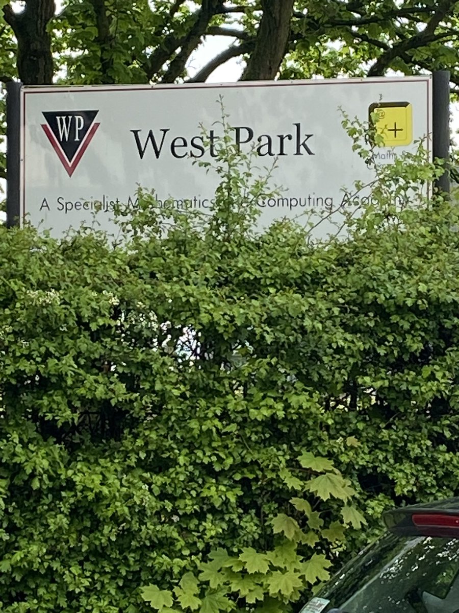 NottmRoadFS's tweet photo. We’ll be in @WPSchoolSpondon for the next 2 weeks talking to their pupils on staying safe and making the right choices.  Our presentation includes the consequences of deliberate fire setting and the dangers of entering derelict and disused buildings. Thank you Year 8 for today. https://t.co/6nHGfdQi8Y