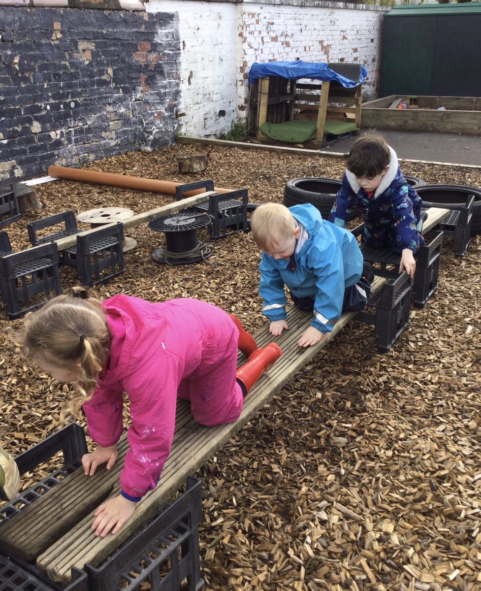 neilston_madras's tweet image. Children have been loving practicing their gross motor skills. We love to jump, balance, crawl and climb while exploring outdoor apparatus.
#funoutdoors #futuregymnasts #happychildren