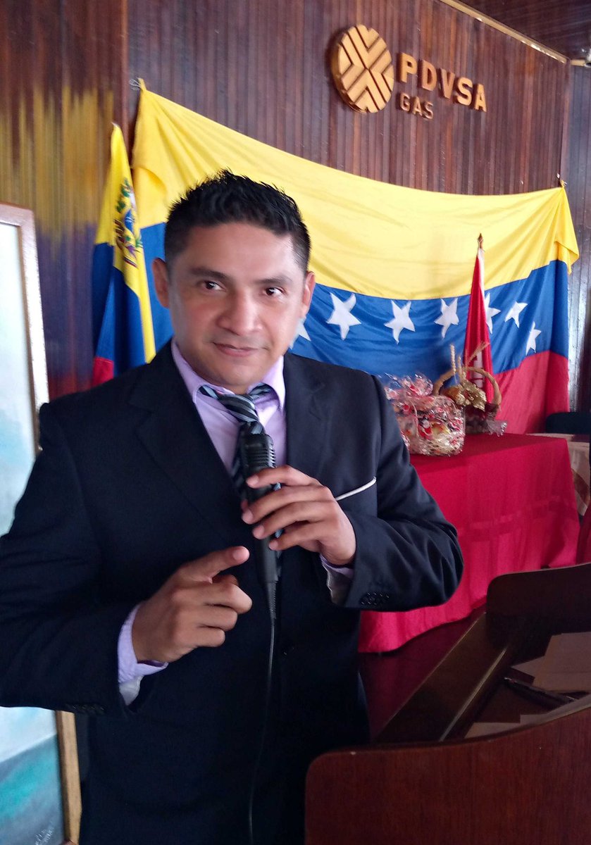 gilalbert's tweet photo. #NuevaFotoDePerfil https://t.co/f1I5SrgHZg