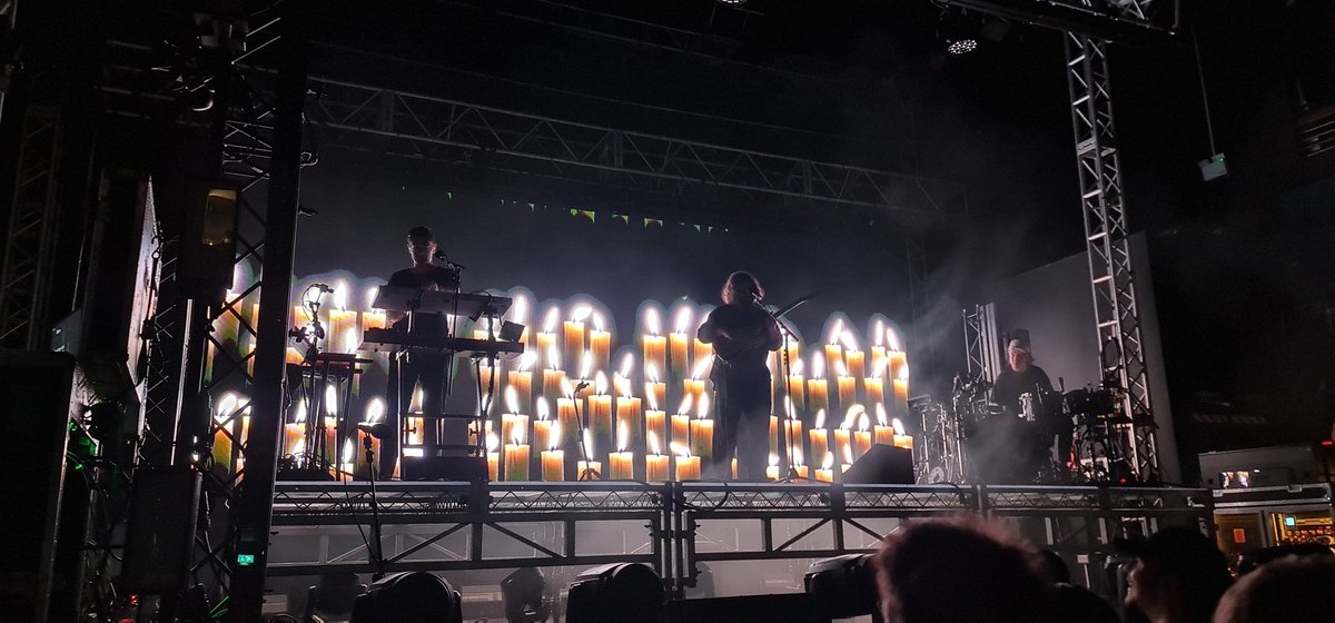 Can't believe that it's now been a full year since I saw <a href="/alt_J/">Δ (alt-J)</a> !! Would go back and do it all again!