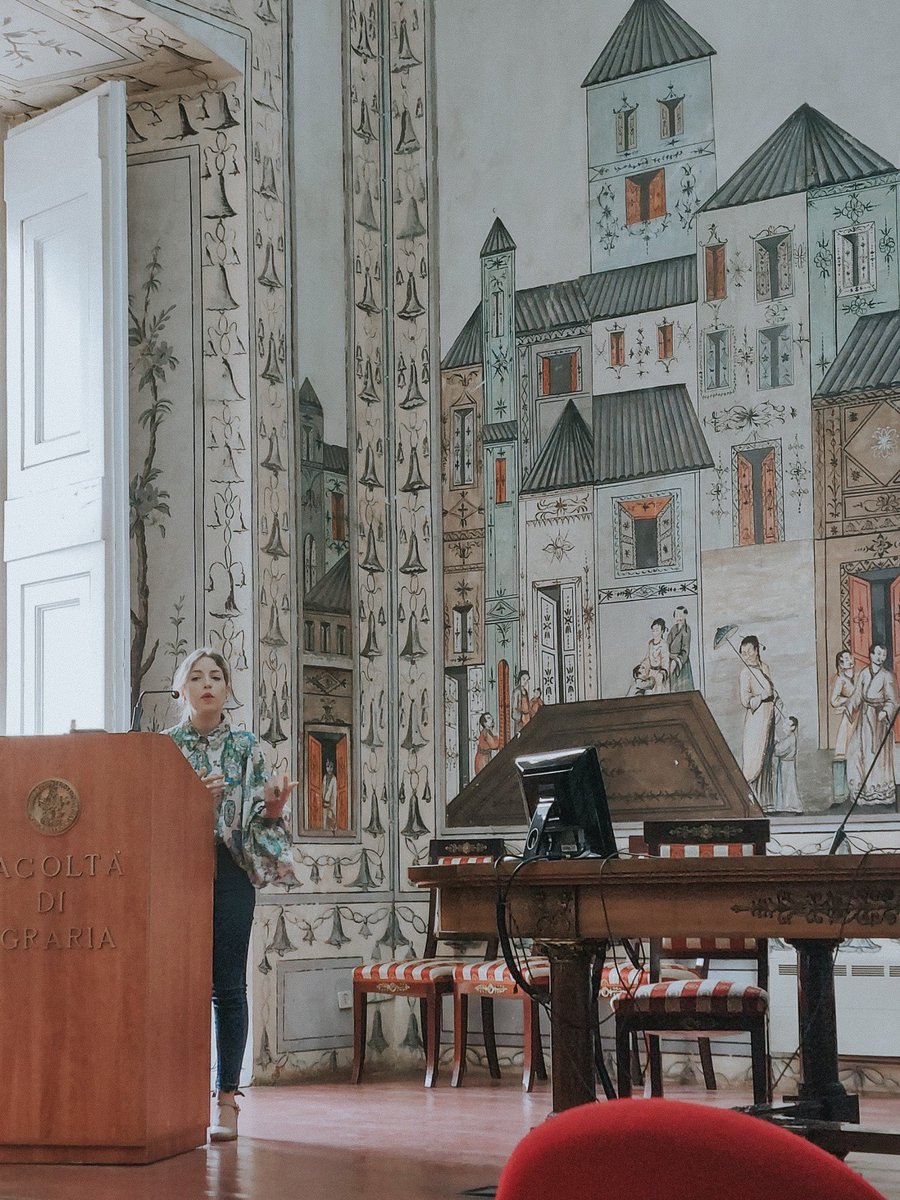 elleci21's tweet photo. Grateful for the opportunity @AgrariaUnina has given me for @giroditalia events to speak to students about the importance of studying and using plant biotechnology for a healthy diet. 
#science #sciencenews #seminar #plant #plantbased #Biotechnology #research #researchers #unina https://t.co/0xKlzsfJsF