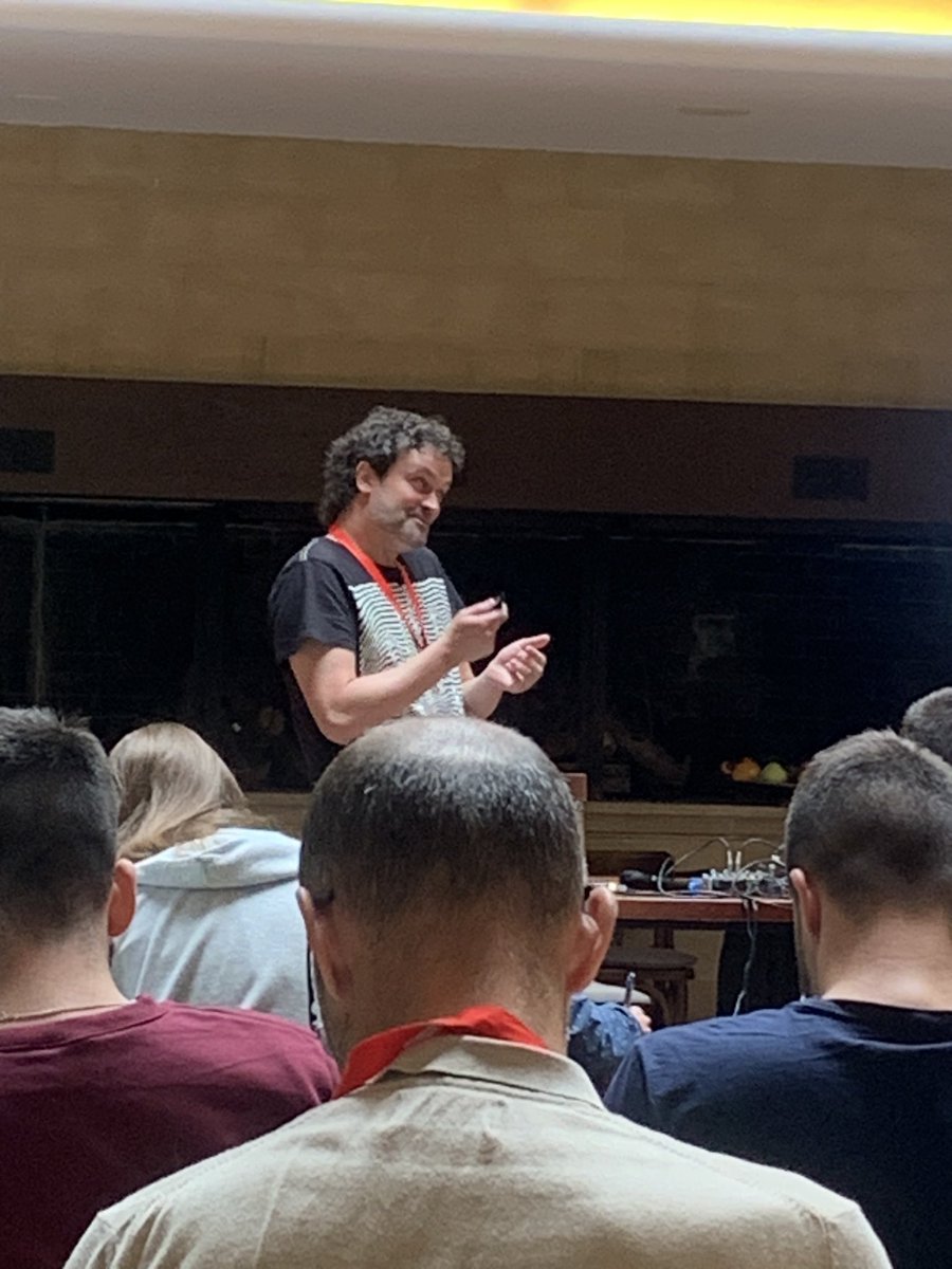 Understanding heating mechanisms on magnetic hyperthermia by David Serántes from <a href="/USCompostela/">USCompostela</a> here at the <a href="/NanoBioAp/">NanoBioAp</a> summer school.