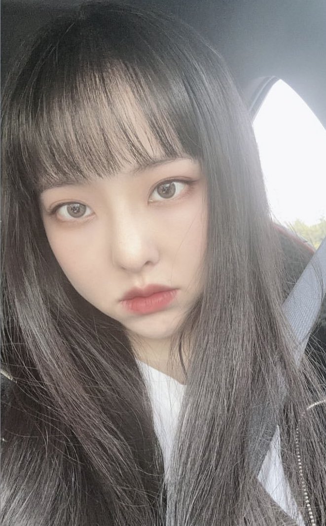 picsofkahei's tweet photo. vivikhvv instagram story update https://t.co/yhHGsiv9JI